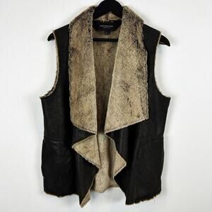 Marc Jacobs Faux Leather with Faux Fur Trim Vest Size Small